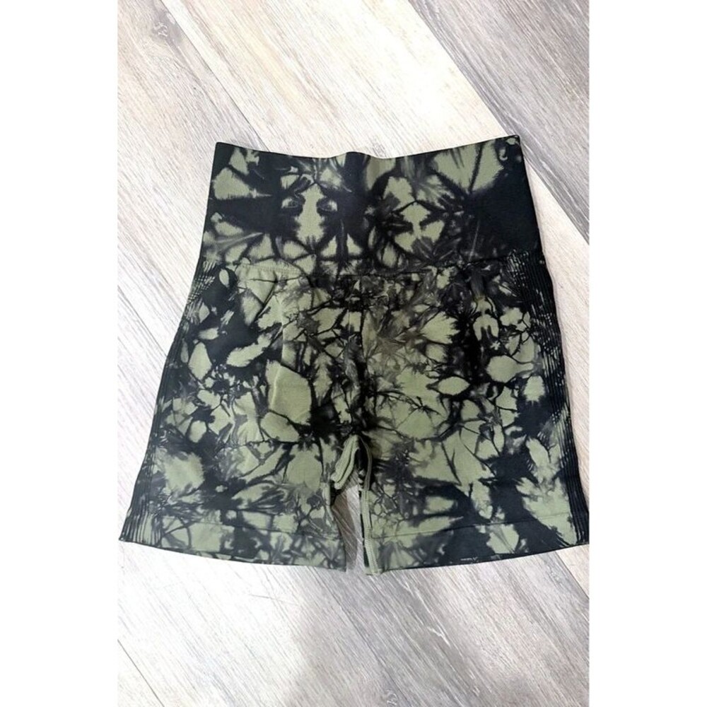 Womens Seamless Scrunch Butt Biker Shorts M Olive Tie Dye High Waist NWT